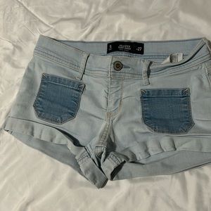 Hollister Jean Short Shorts